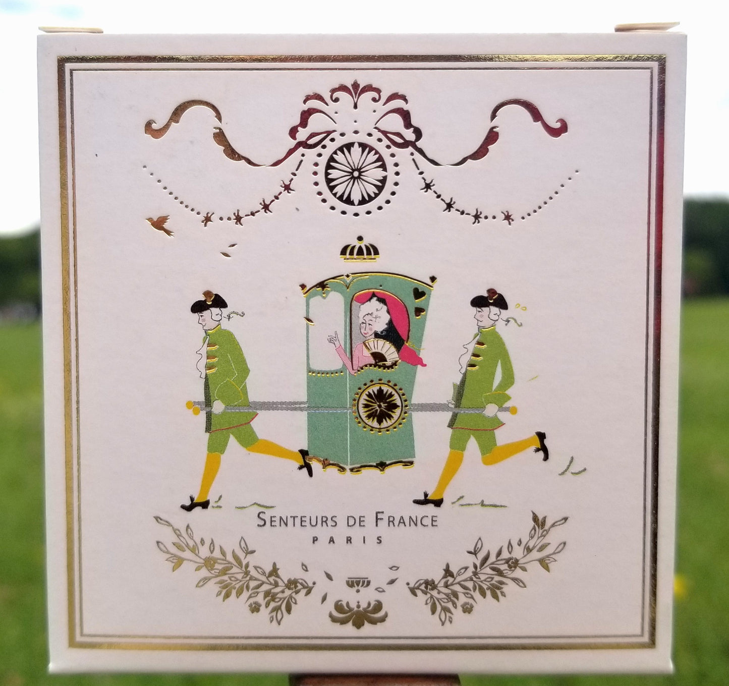 Marie-Antoinette Precious Tea Scented Soap-3.52oz